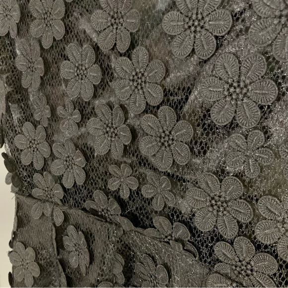 Milly Floral Lace LBD - Picture 4 of 6